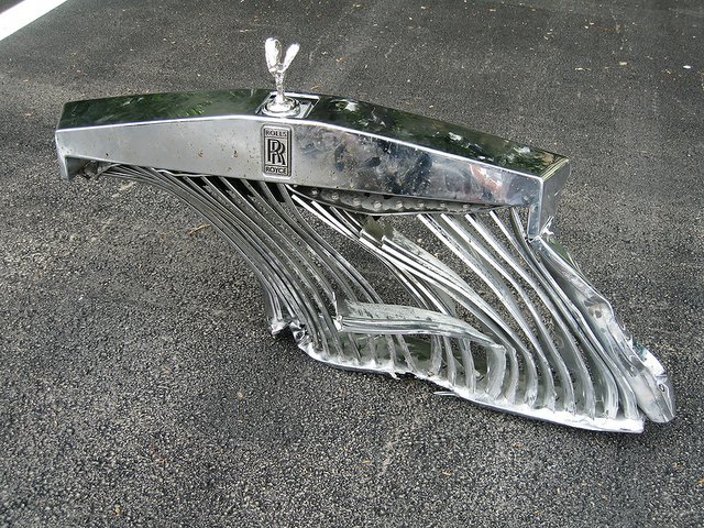 http://autojunkie.blogspot.com/uploaded_images/85974_Phantom6-720761.jpg